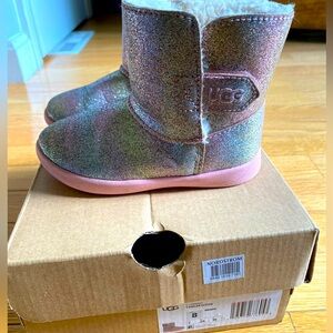 Ugg girl boots. Keelan glitter rainbow. US Size 8. Toddler